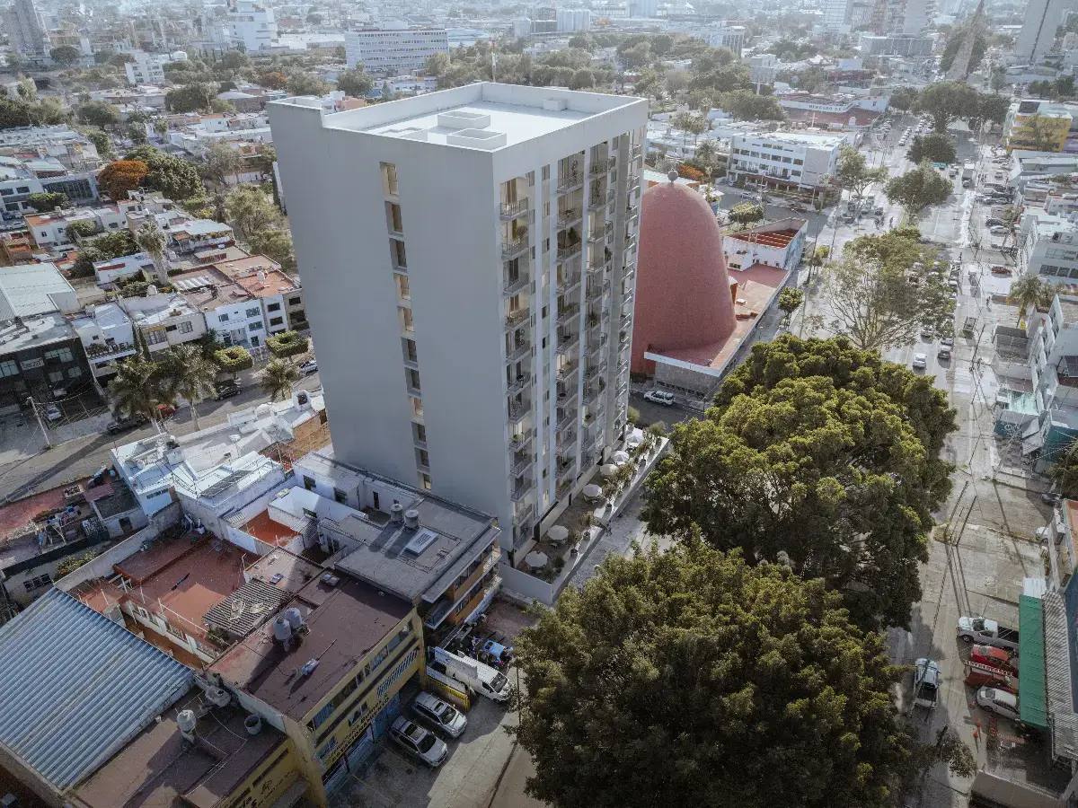 BRUSELAS - Imagen 1 en Moderna, Guadalajara